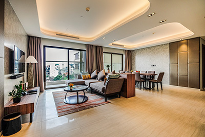 Cho thuê căn hộ cao cấp 04 phòng ngủ tại Đặng Thai Mai, Tây Hồ, Hà Nội