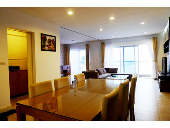 Luxury furnished apartment overlooking West Lake, 2 bedrooms