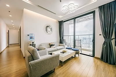 3-Bedroom High-Floor Apartment for Rent in Tower M2, Vinhomes Metropolis – Lake View