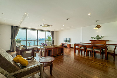 4-bed lake view apartment for rent in Tay Ho, Hanoi.