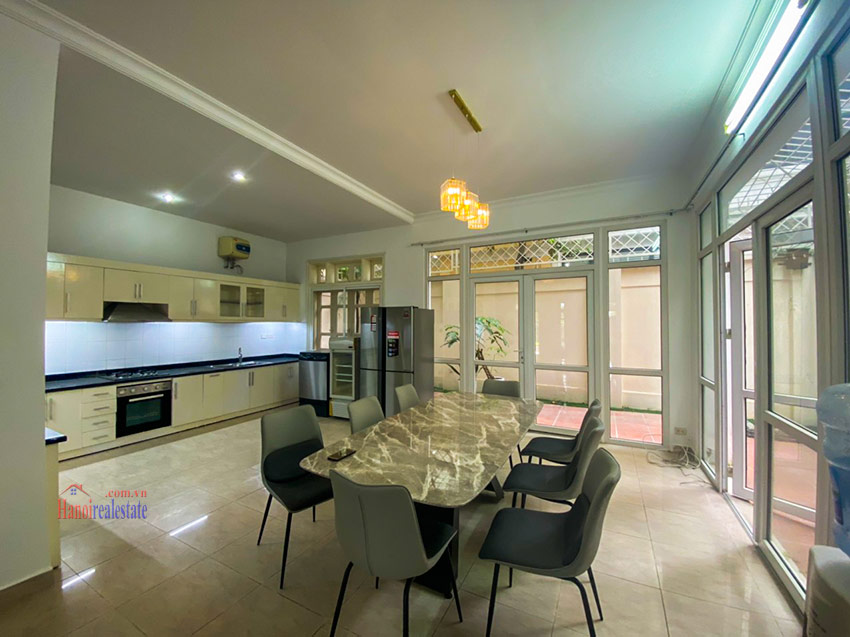 5-bedroom house a few steps away from UNIS in Ciputra 7