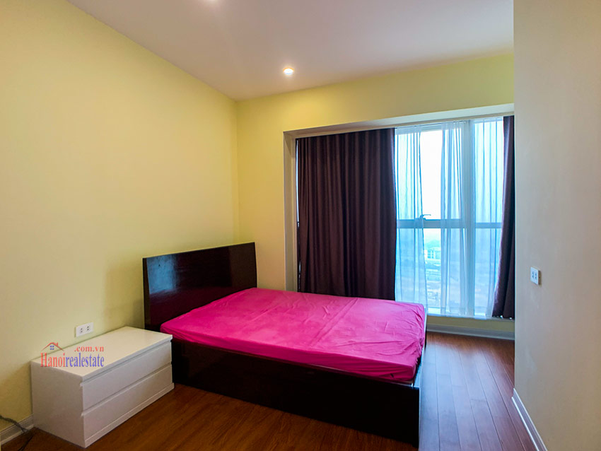 Affordable 3-bedroom apartment on highfloor of L1 Ciputra 15