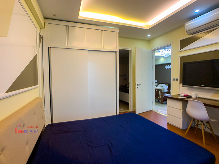 Affordable 3-bedroom apartment on highfloor of L1 Ciputra 18