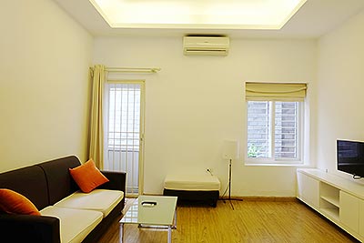 Affordable one bedroom apartment for rent in Ba Dinh District