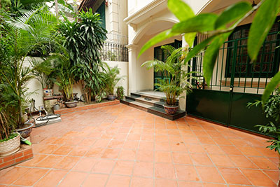 Affordable courtyard garden 04BRs house on To Ngoc Van 