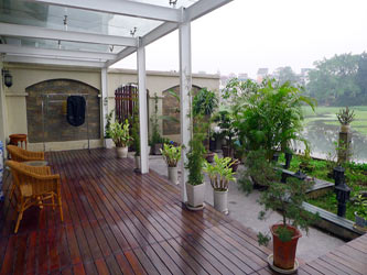 Amazing Lakeview garden Apartment for rent in Xuan Dieu, Tay Ho Hanoi