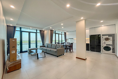 Amazing Red River view 3 bedroom apartment on An Duong Vuong