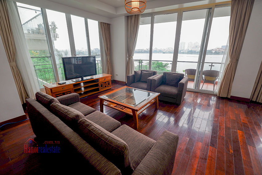 Amazing West lake view 3 bedroom apartment with balcony in Tay Ho 6