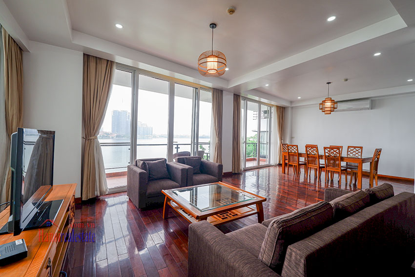 Amazing West lake view 3 bedroom apartment with balcony in Tay Ho 7
