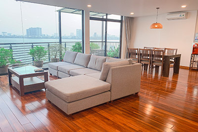 Amazing West Lake view 3-bedroom Apartment on Quang Khanh 