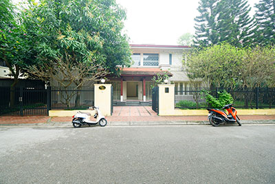 Ambassador’s 04BRs villa in a quiet Compound in the heart of Tay Ho