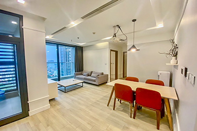 Apartment with West lake view on high floor at M2 building Vinhomes Metropolis