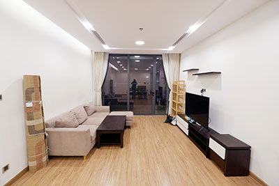 Attractively modernized apartment with 4 bedrooms in M2 Vinhomes Metropolis, Hanoi