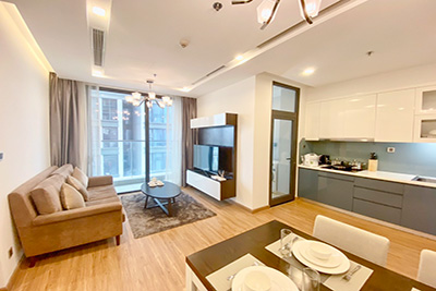 Beautiful 1 bedroom apartment for rent at M2 Metropolis- Ba Dinh