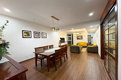 BEAUTIFUL 3-BEDROOM APARTMENT FOR RENT – E1 TOWER, CIPUTRA HANOI