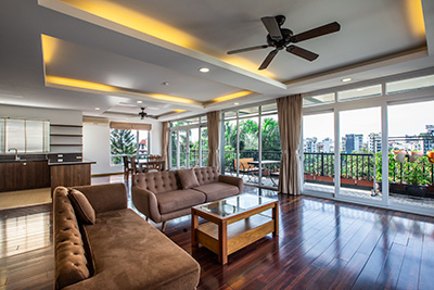 Beautiful 4 bedoom apartment for rent with spacious balcony in Tay Ho