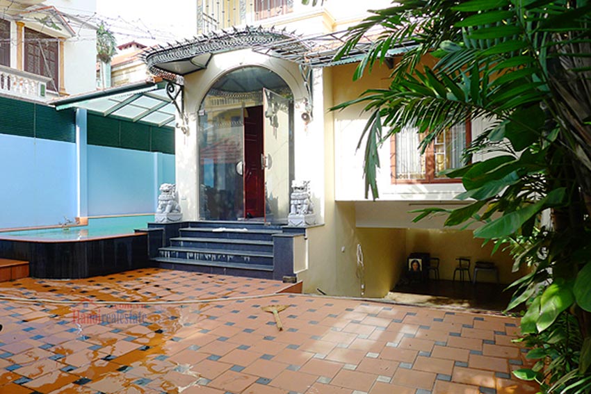 Beautiful 4 bedroom house with swimming pool on An Duong Vuong 4