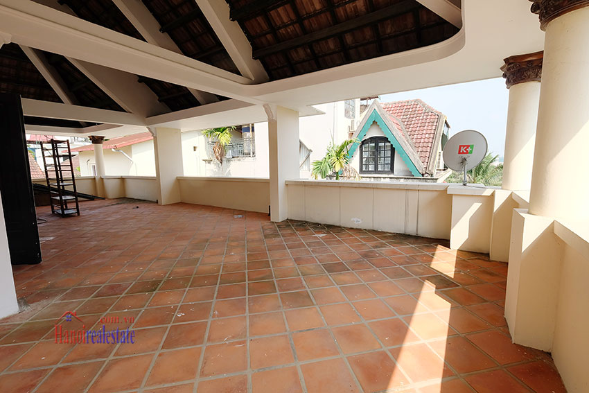 Beautiful house with front courtyard & big terrace in Tay Ho 23