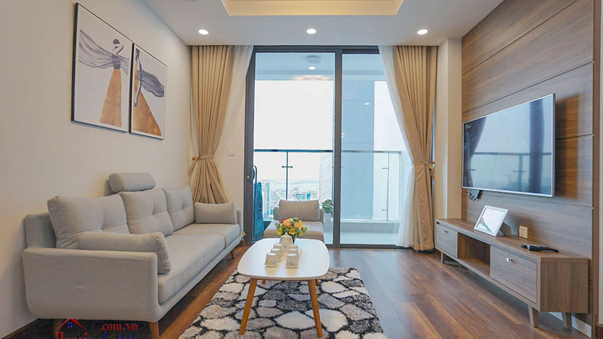 Beautiful modern 27th floor apartment in M2 tower Vinhomes Metropolis Hanoi 2