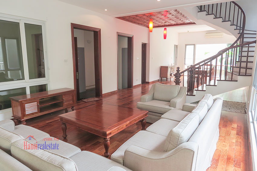 Beautiful Villa with Pool and Front Yard in the heart of Tay Ho 10