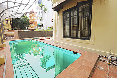 Beautiful Villa with Swimming pool to rent in Xom Chua