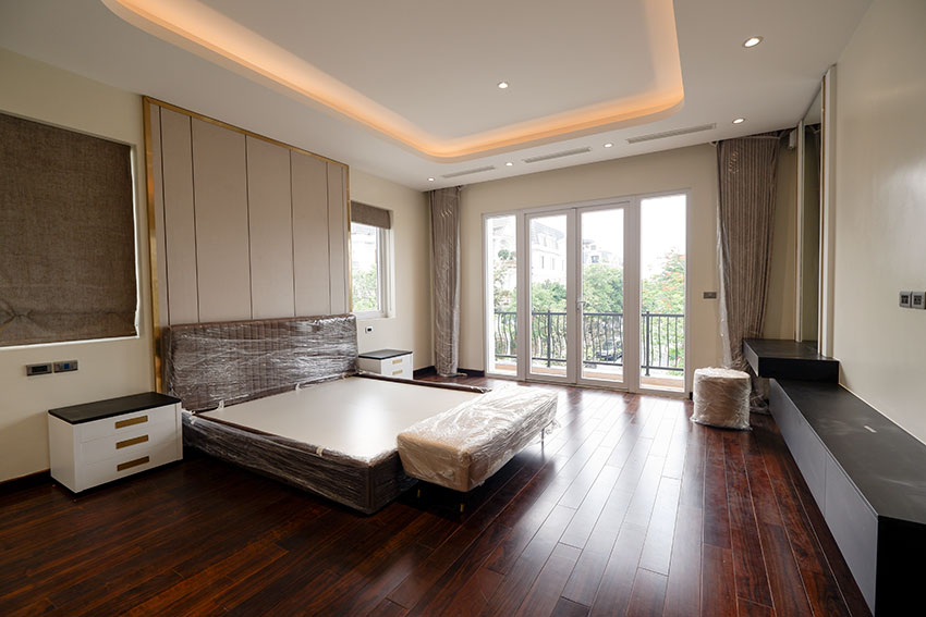 Brand new 5-bedroom villa in K block Ciputra, huge outdoor area 15