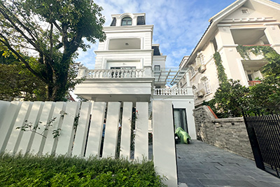 Brand new 5-bedroom villa, situated at the prime location in the T block of Ciputra Hanoi for rent 