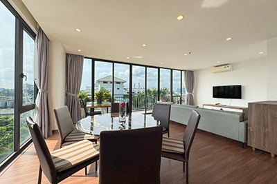 Bright 2-Bedroom Apartment for Rent on Tu Hoa Street, Tay Ho