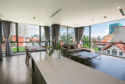 Bright 2BR Apartment with Large Balcony near West Lake , Prime location