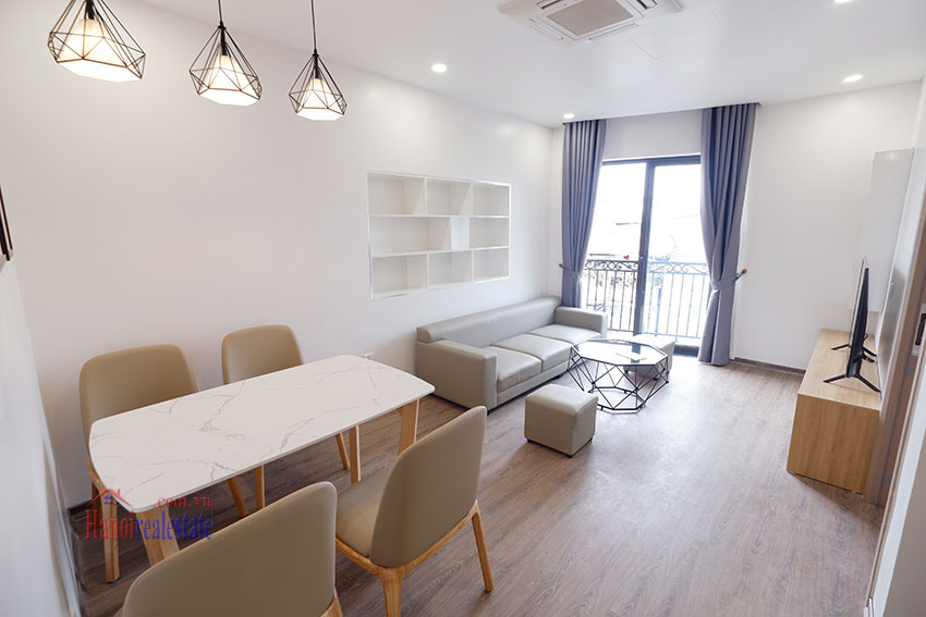 Bright Affordable One Bedroom Apartment In Tay Ho District