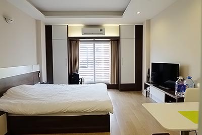 Bright studio furnished apartment in center of Ba Dinh