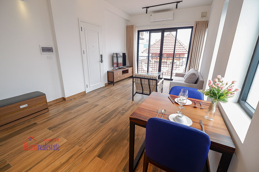 Budget nice one bedroom apartment in Tu Hoa street, Tay Ho district 1