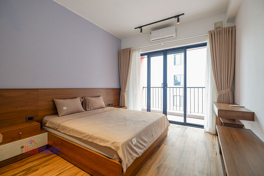 Budget nice one bedroom apartment in Tu Hoa street, Tay Ho district 9