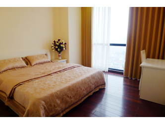 Căn hộ 2 phòng ngủ mới đẹp và hiện đại cho thuê tại Royal City , Thanh Xuân , Hà Nội