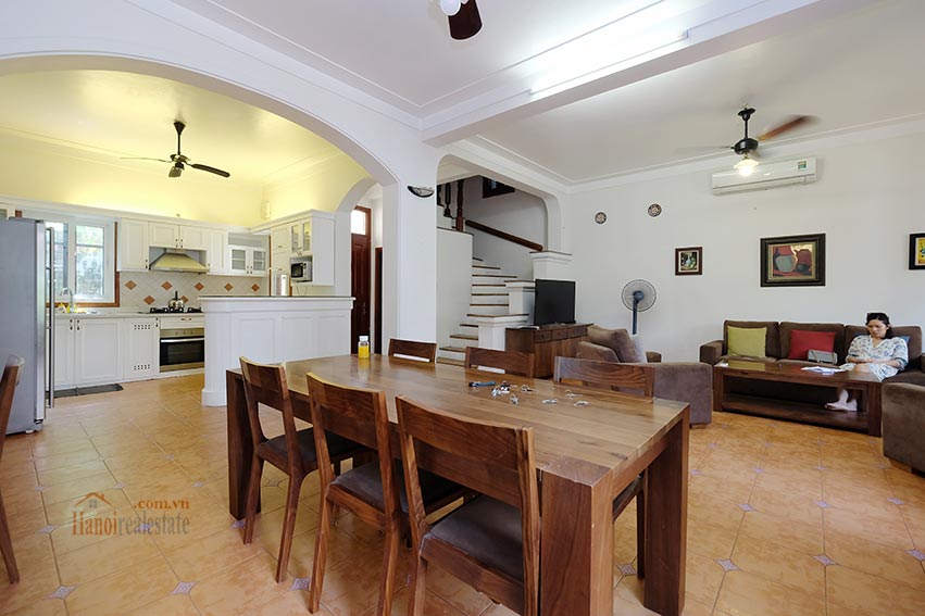 Charming 5 bedroom house with large garden on To Ngoc Van 9