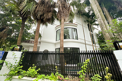 Charming and beautiful 5 bedrooms villa, corner of T block, Ciputra Hanoi 