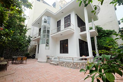 Charming house with big garden on To Ngoc Van to rent