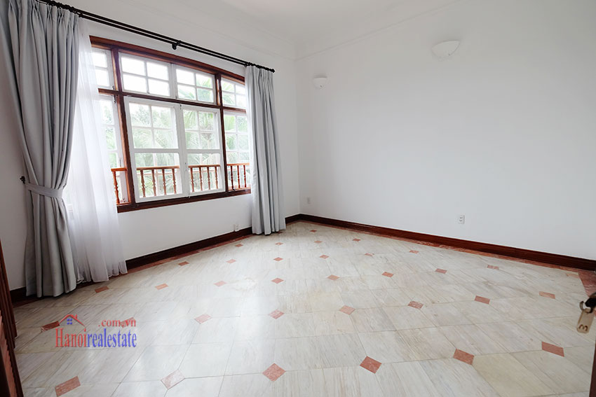 Charming house with garden and swimming pool in Xom Chua 21