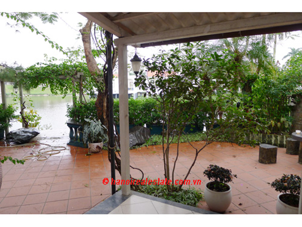 Charming house with lake view and large garden in Tay Ho 2