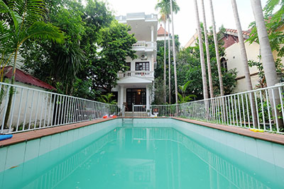 Charming house with large garden and outdoor Pool in Tay Ho