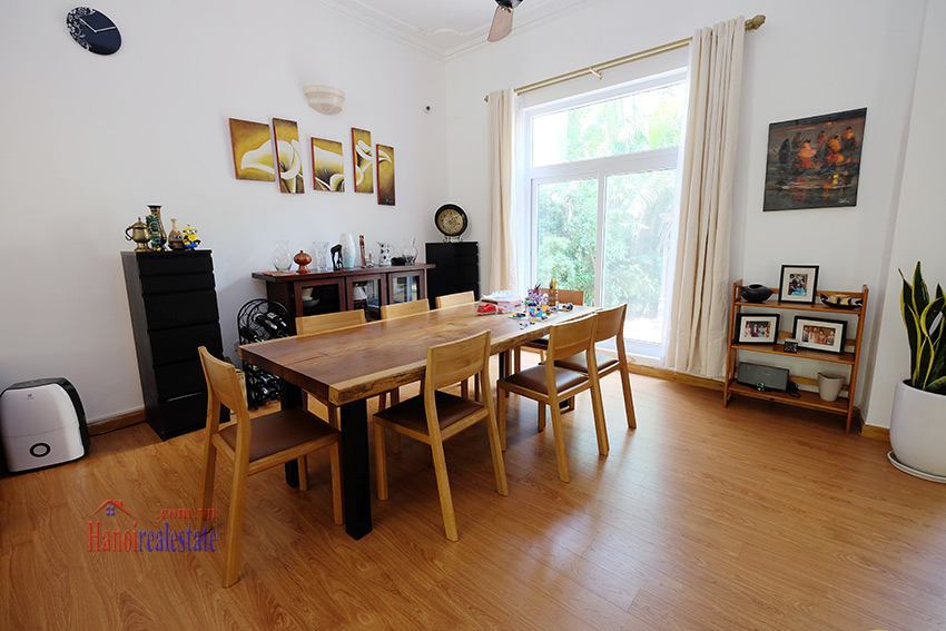 Charming Villa with large garden and outdoor Pool in Tay Ho 11