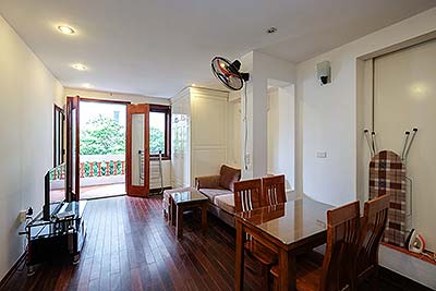 Cheap price 01BR apartment on Quang An St, balcony