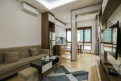 Cheap rent apartment on Tay Ho road, brand new and convenient commute