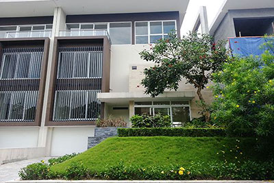 Ciputra: Semi furnished 05+1BRs villa with spacious garden in Q block, modern kitchen