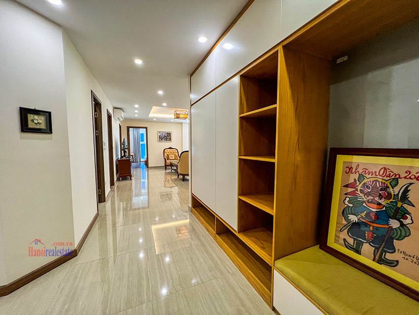 Ciputra: Well renovated 3-bedroom apartment at L3 Building 2