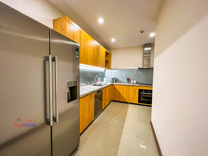 Ciputra: Well renovated 3-bedroom apartment at L3 Building 8