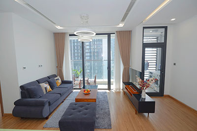 City view Budget 02 bedroom apartment in M2 Tower, Vinhomes Metropolis