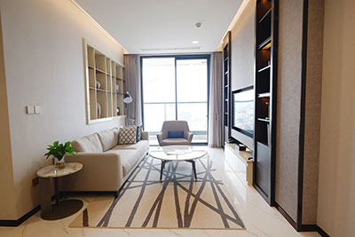 Cho thuê căn hộ 02 phòng ngủ cao cấp: 90m2, hiện đại, có bể bơi, phòng tập trong tòa nhà