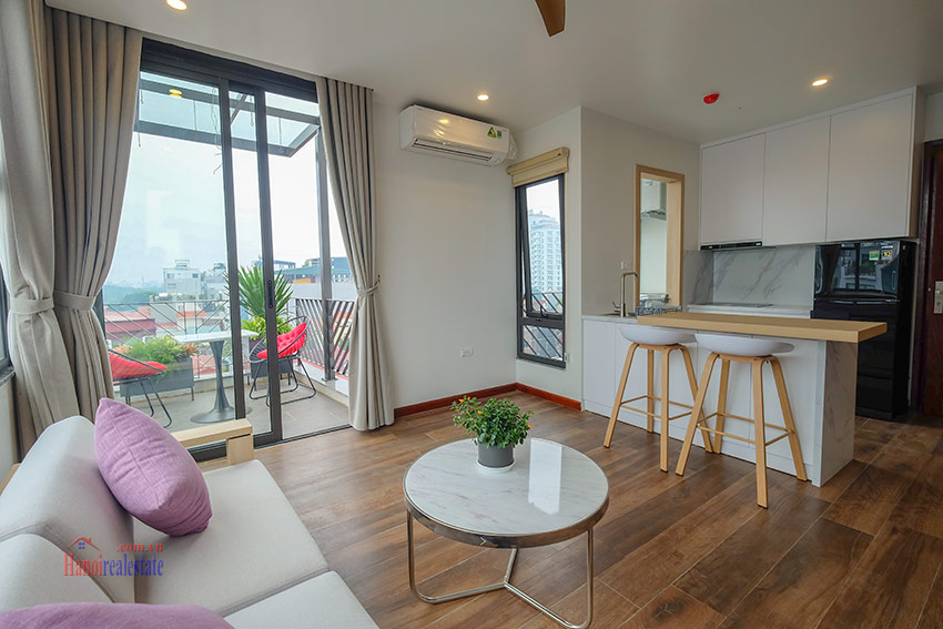 Cozy high floor 1-bedroom apartment on Xuan Dieu with city view 7