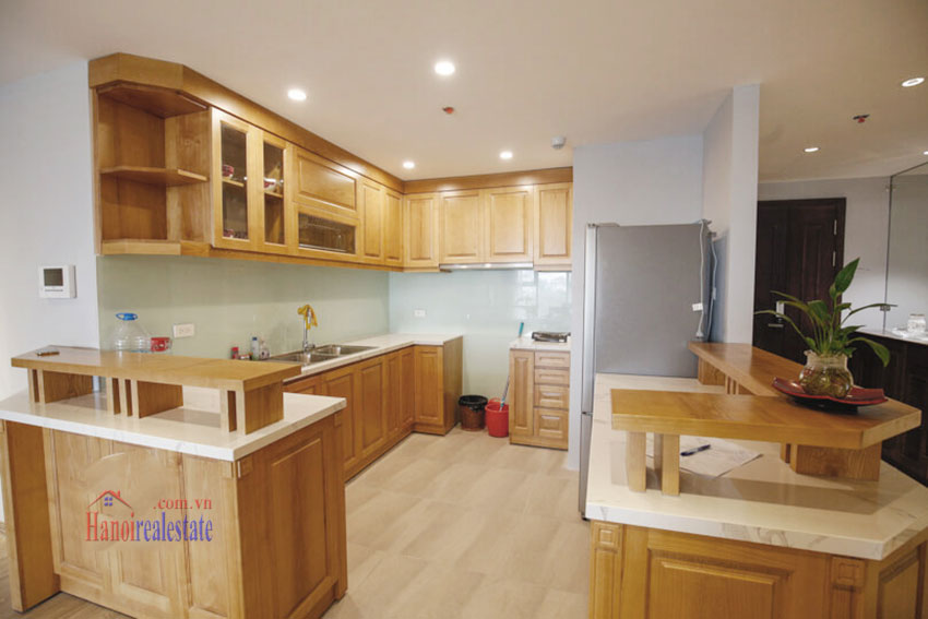 D Le Roi Soleil apartment in Tay Ho: 2 bedrooms, 116m2, corner, modern 7